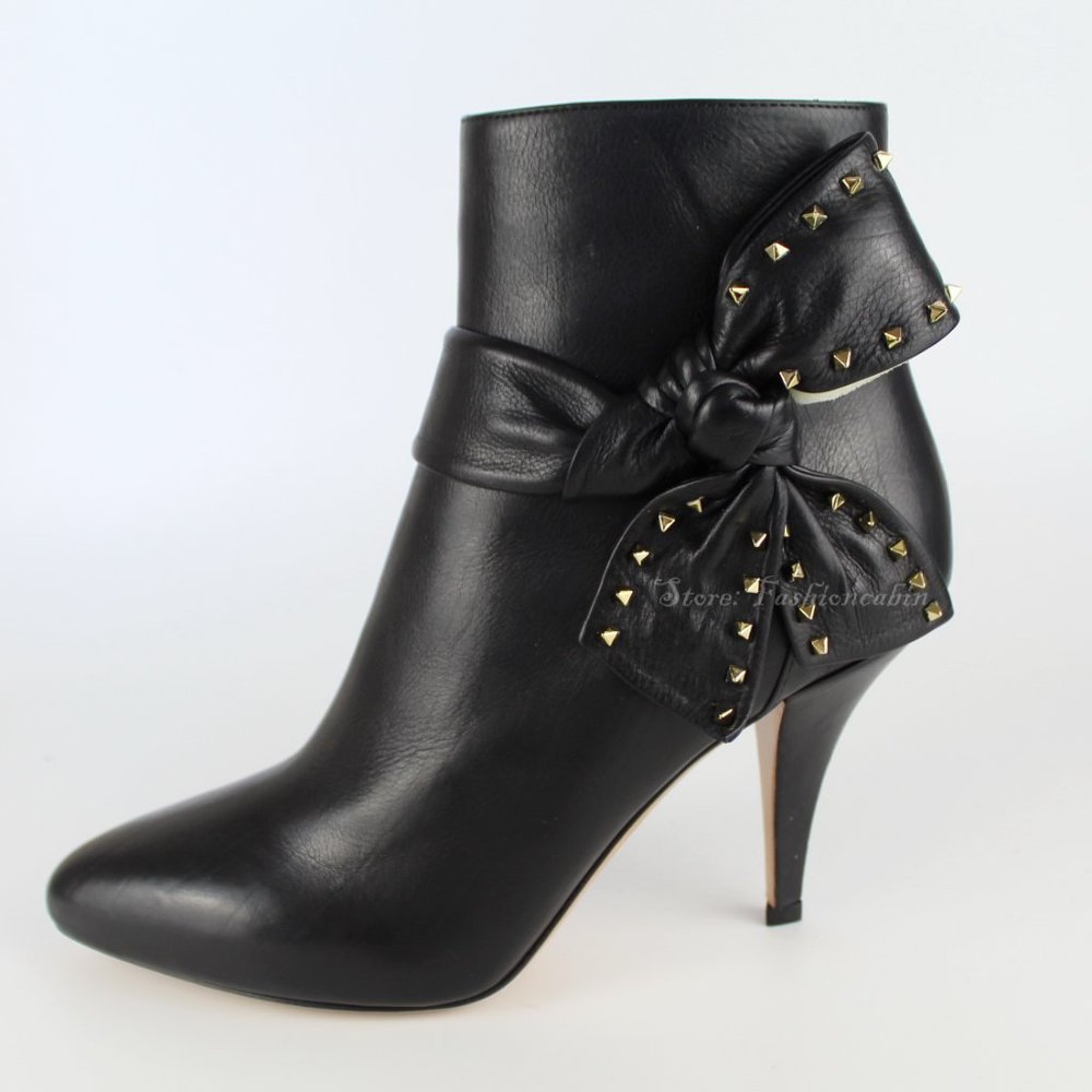 NEW Valentino Garavani Rockstud Heeled Leather Bow Ankle Boots